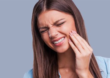 Đau răng sưng má có thể dẫn tới nhiều biến chứng nguy hiểm