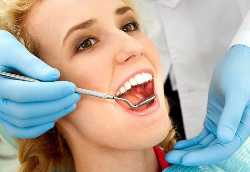 Định kỳ thăm khám nha khoa để chăm sóc và bảo vệ răng miệng