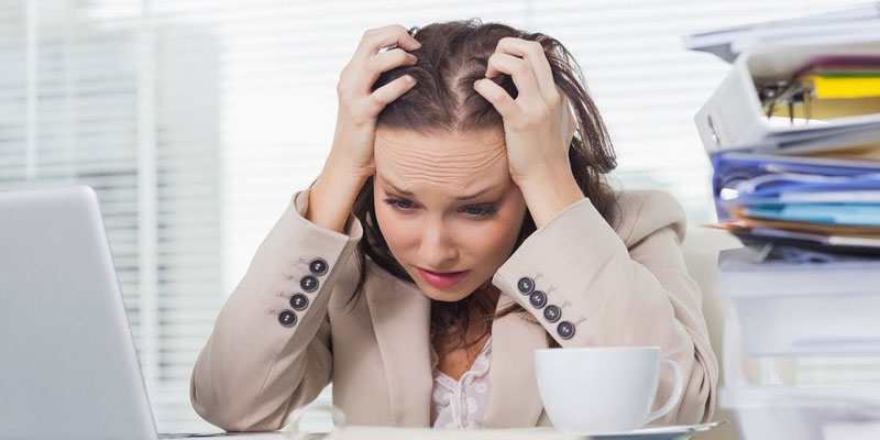 Căng thẳng, stress chính là một trong những nguyên nhân phổ biến gây ra bệnh