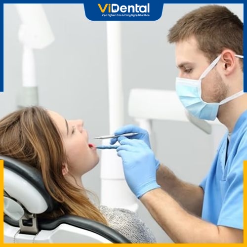 Trong trường hợp răng mọc quá chen chúc, bác sĩ cần lên kế hoạch nhổ răng trước khi niềng